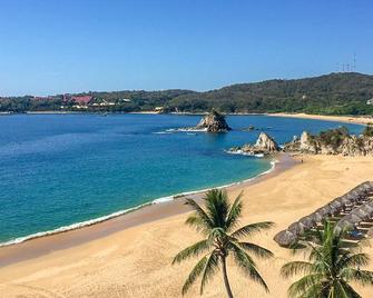 1 Bedroom Beachfront Residence W/ Panoramic Views - Santa María Huatulco - Playa