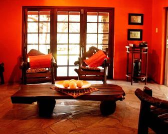 Ohange Namibia Lodge - Otavi - Sala de estar