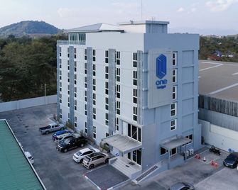 One Budget Chiangrai Phahonyothin - Chiang Rai - Building