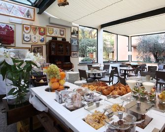 Villa Delle Rose - Pescia - Buffet