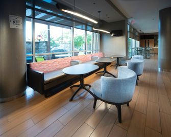 SpringHill Suites by Marriott Philadelphia Valley Forge/King of Prussia - King of Prussia - Sala de estar
