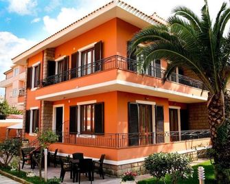 Villa Marogna - אלגרו - בניין