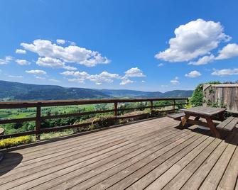 Gîte spacieux, confort moderne, 8 pers, terrasse privative, animaux admis, WiFi - FR-1-589-227 - Vagney - Balcon