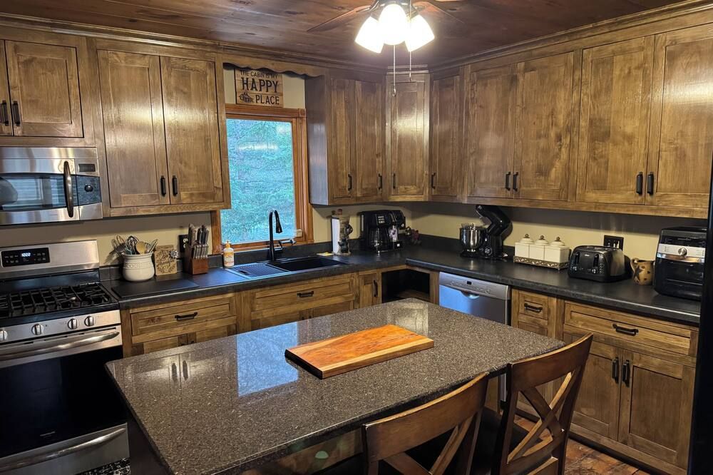 4 bedroom, Secluded 13 Acres on Bennetts Branch of the Sinnemahoning Creek.