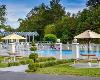 Carolina Motel - Franklin - Pool
