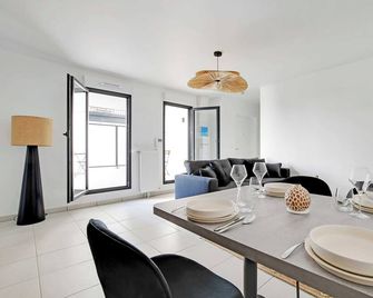 Elegant Appt - 1bdr/2p - Near Paris & La Defense - Suresnes - Jídelna