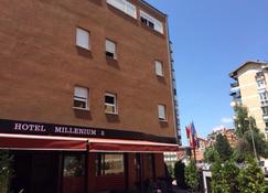 Hotel Millenium2 - Prizren - Gebouw