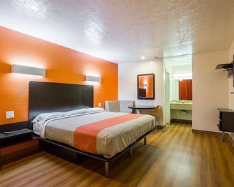 Motel 6 Madisonville Tx - Madisonville - Ložnice