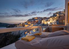 Armeni Luxury Villas - Oia - Balcon