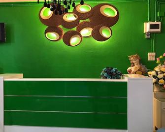 Paksina Hotel - Narathiwat - Front desk