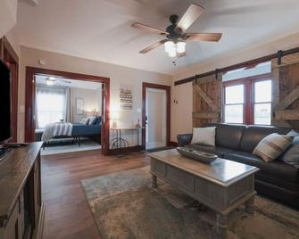 The Marblehead Inn - Limestones - Marblehead - Sala de estar