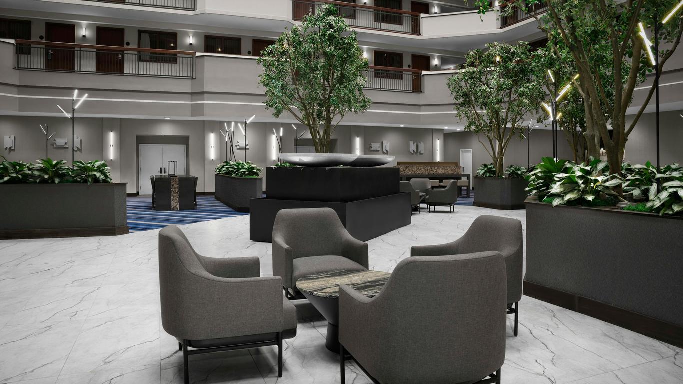 Embassy Suites by Hilton Dallas Near the Galleria