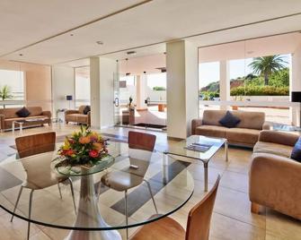 Hotel Villa Doris Suites - Lagos - Sala de estar