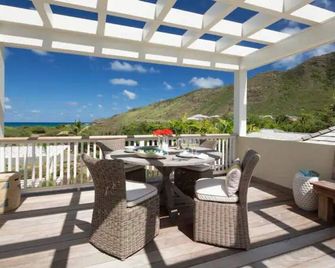 2 Villas @ Windswept Residences - Frigate Bay - Balcony