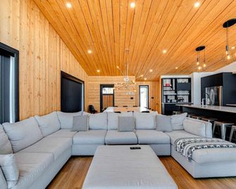 Aspen - 5 chambres - 18 personnes - Saint-Ferreol-les-Neiges - Salon