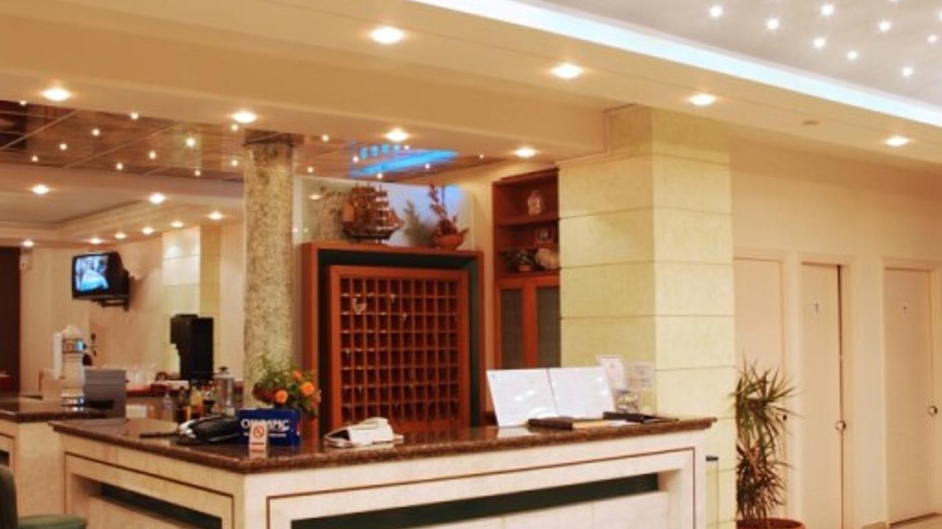 Captains Hotel