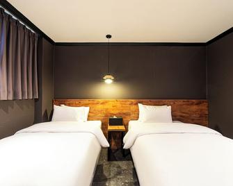 Hotel May Yongsan - Seoul - Bedroom