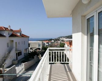 Apartments Trogrlic - Lesina - Balcone