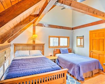 Berkshires Getaway Less Than 1 Mi Skiing and Hiking! - Charlemont - Bedroom