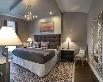 The Gould Hotel - Seneca Falls - Bedroom