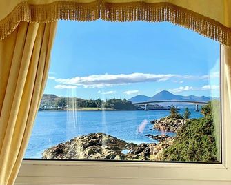 The Lochalsh - Kyle - Balcone