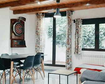 Chasca y Barro - Casas de Ves - Salle à manger