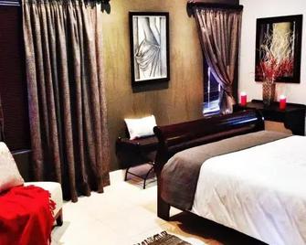Apollis Cottage - Springbok - Bedroom
