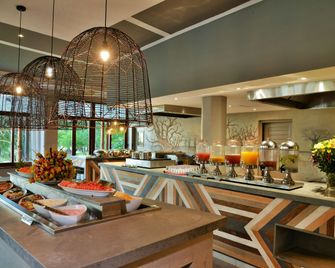 크레스타 모와나 사파리 리조트 & 스파 - 카사네 - 레스토랑