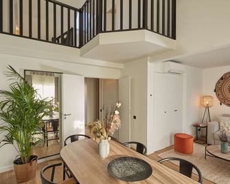 بيبر آند بابر أبارتمنتس - باريس - غرفة معيشة