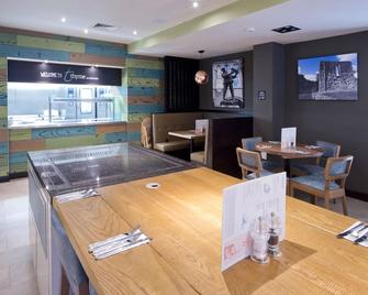 Premier Inn Monmouth - Монмут - Ресторан