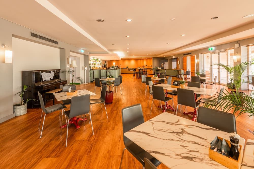 ذا كونتيننتال هوتل برومي