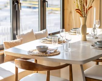 Recently Renovated Family Home Near The - Cadzand - Restaurant