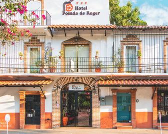 Hotel Posada De Roger - Near Los Muertos Beach - Puerto Vallarta - Rakennus