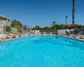 Motel 6-Arcadia, Ca - Los Angeles - Pasadena Area - Arcadia - Pool