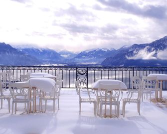 Le Mirador Resort & Spa - Chardonne - Patio