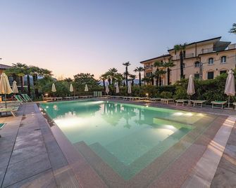 Hotel Della Torre - Stresa - Svømmebasseng