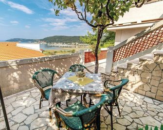 Gorgeous apartment in Supetarska Draga - Supetarska Draga - Balcón
