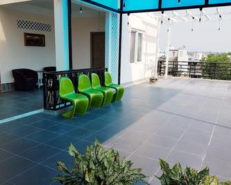 Minh Trang Motel - Chau Doc - Balcony