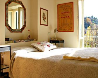 I Fiori di Miranda - Casarza Ligure - Camera da letto