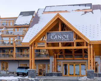 Hotel Canoe and Suites - Banff - Bygning