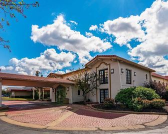 Motel 6 Hazelwood Mo - Hazelwood - Edificio