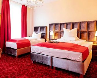 Hotel Hamburger Perle - Hamburg - Schlafzimmer