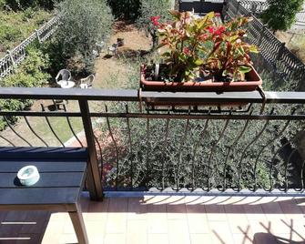 B&B Al Calcandola - Sarzana - Balcón