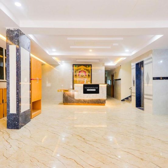Super Townhouse Gachibowli Near Sky View image 1