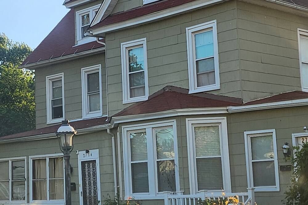 Enjoyable 1-bedroom apartment with AC in vibrant Baltimore - Baltimore - Building