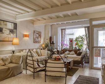 Hotel Boquier - אביניון - סלון