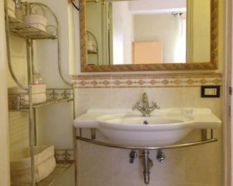 La Casina del Borgo - Abbadia San Salvatore - Bagno