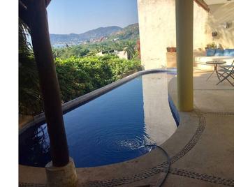 Cabaña 1 Playa La Ropa Zihuatanejo - Zihuatanejo - Pool