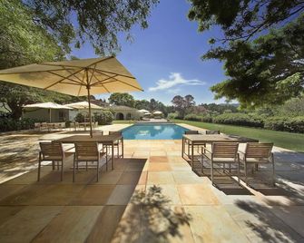 Garden Hill Hotel e Golfe - São João del-Rei - Piscina