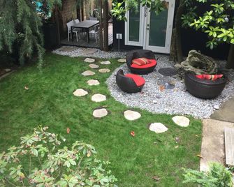 House On Dunbar B&B - Vancouver - Patio